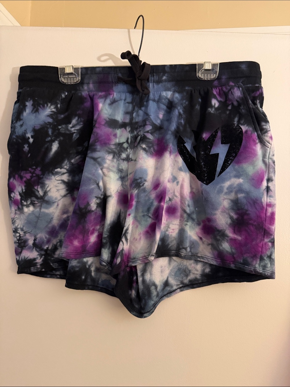 Torrid Love Sick collab Tie Dye shorts size 2